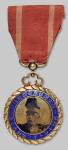 1660民国二年十月十日北洋海军部发第一任大总统袁世凯就任纪念章一枚