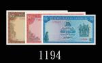 1976、78、79年罗德西亚储备银行1、2、 5元一组三枚。2元九成新，馀未使用