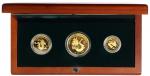 2000年库克岛龙年金币一组3枚，15, 30及60元，共重17.5克，连盒及证书，编号1240