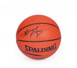NBA球星科比 亲笔签名篮球