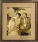 1916 Signed and Framed Photograph of Theodore Roosevelt, his second wife Edith, and a curly-headed g