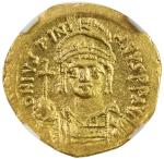 BYZANTINE EMPIRE: Justinian I， 527-565， AV solidus， Constantinople， S-139， D N IVSTINI - ANVS PP AVG